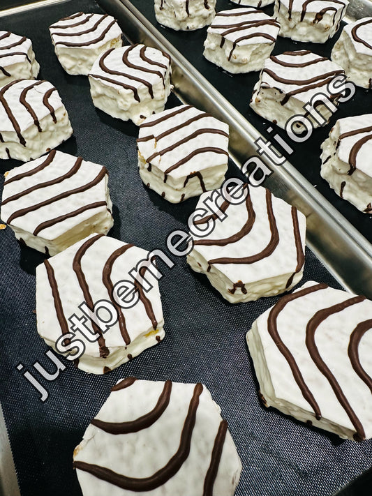 Black & White Cakes